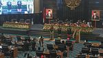 Asyik! Saat Anies-Ketua DPRD DKI Manortor di Paripurna HUT Jakarta