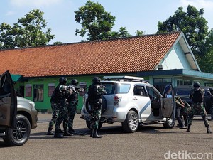 Gagahnya Macan Anoraga Bekuk Oknum TNI Berbahaya di Cimahi