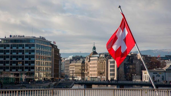 Peringkat selanjutnya ditempati oleh Jenewa. Kota terbesar kedua di Swiss ini adalah rumah bagi Palang Merah serta banyak taman, danau dan ruang terbuka. (Getty Images) Peringkat selanjutnya ditempati oleh Jenewa. Kota terbesar kedua di Swiss ini adalah rumah bagi Palang Merah serta banyak taman, danau dan ruang terbuka. (Getty Images)
