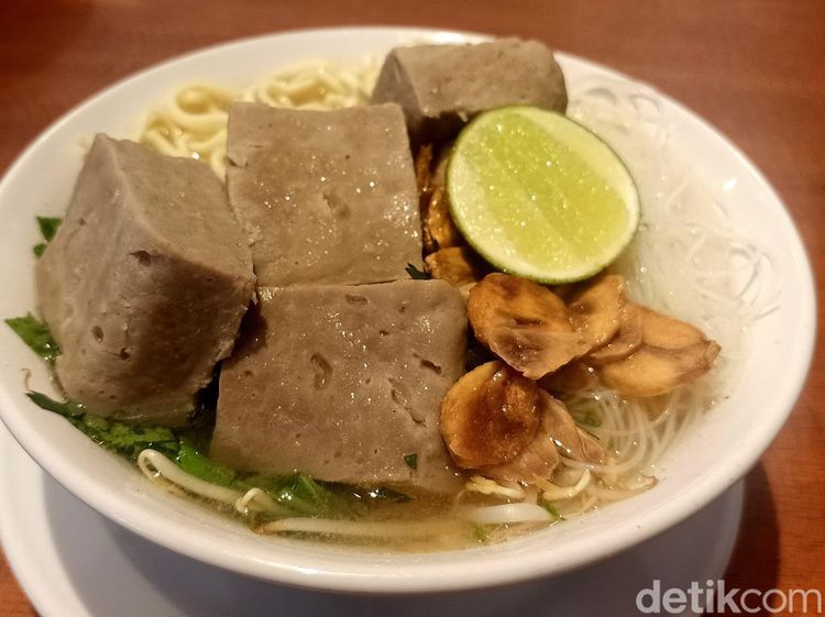 Icip-icip Bakso Unik di Denpasar, Bentuknya Kotak Lho