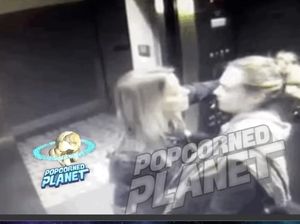 Bukti Amber Heard Cium Mesra Cara Delevigne di Lift