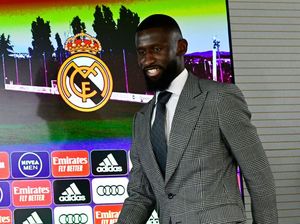 Ruediger Grogi Dapat Telepon dari Ronaldo Usai Gabung Madrid
