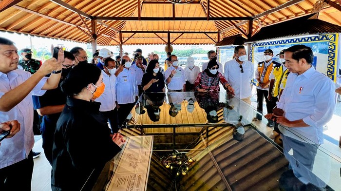 Pembangunan Bendungan Sepaku Semoi di Ibu Kota Nusantara terus berlangsung. Bendungan itu akan jadi salah satu penyuplai air bersih serta penangkal banjir.