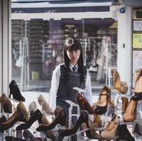 Penggemar akan melihat penampilan Suzy memakai seragam SMA setelah membintangi drama Korea Dream High dan While You Were Sleeping. Foto: dok. Coupang Play