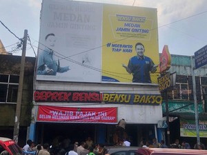 2,5 Tahun Lamanya Geprek-Bakso Bensu di Medan Nunggak Bayar Pajak