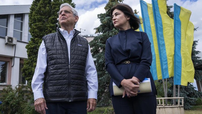 US Attorney General Merrick Garland and Ukrainian Prosecutor General of Ukraine Iryna Venediktova, meet in Krakovets, at the Ukraine border with Poland, Tuesday, June 21, 2022. (AP Photo/Nariman El-Mofty)