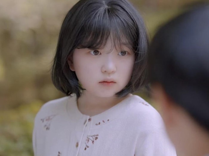 Kim Yoon Hee, aktris 21 tahun jadi anak SD Kim Yoon Hee, aktris 21 tahun jadi anak SD