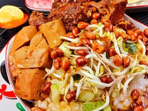 Sayur Besan hingga Bubur Ase, 5 Makanan Betawi yang Mulai Langka