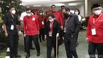 Momen Megawati-Puan Asyik Santap Bakso Usai Rakernas PDIP