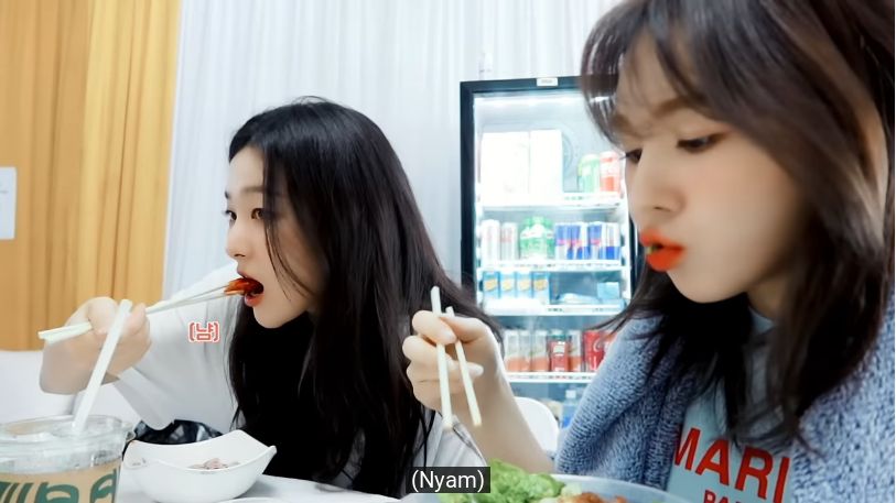 Makanan di Konser Red Velvet, Ternyata Para Member Doyan Manggis