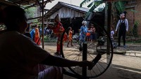 Satu hal yang sangat membanggakan dari Desa Troso adalah semangat menenun yang tetap terpelihara hingga sekarang.   