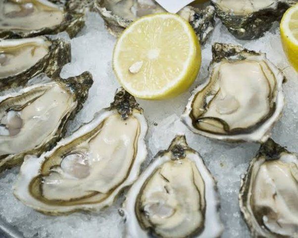 Ngidam Aneh, Wanita Ini Hanya Mau Makan Tiram Hasil Tangkapan Suami di Laut