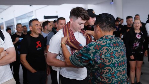 197 official dan pembalap MXGP tiba di Bandara Internasional Lombok, Kamis (23/6/2022)