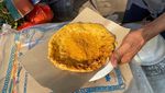 Gurih Legit! Kerak Telor di PRJ Racikan Pak Murtaha