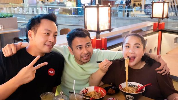 Raffi Ahmad dan Nagita Slavina saat ditemui di kawasan Jakarta Selatan.