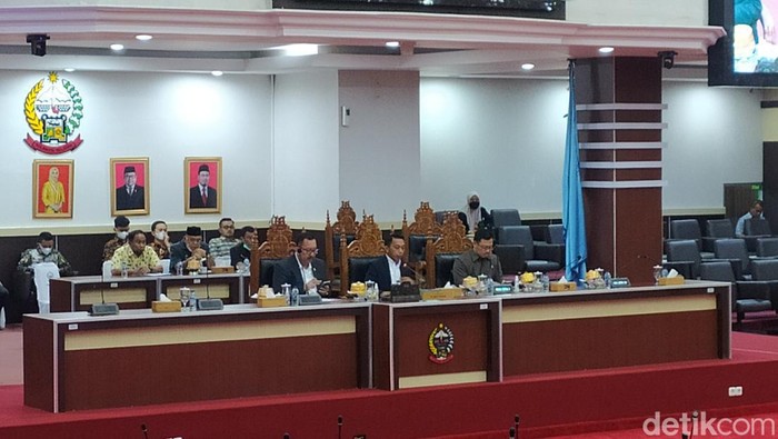 Rapat paripurna DPRD Sulsel