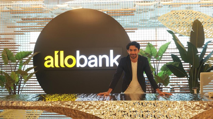 Reza Rahadian CSO Allo Bank