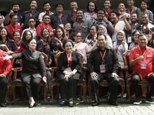 Senyum Megawati Sebelum Menutup Rakernas II PDIP