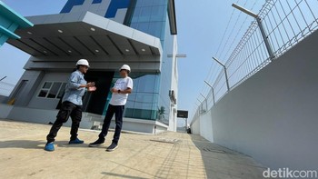 Dampaknya SKKL yang terhubung langsung dengan pusat kegiatan internet dunia yang ada di AS, maka trafik internet tidak akan lemot. Foto: Agus Tri Haryanto/Detikcom