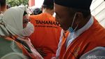 Tangis Pilu Istri Trio Jenderal NII usai Sidang Vonis