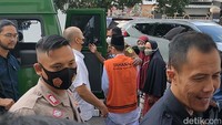 Kuasa hukum ketiga terdakwa, Ega Gunawan mengatakan, hukuman yang dijatuhkan majelis hakim terhadap kliennya dianggap sudah adil. Sebab, ancaman hukuman pada pasal yang diterima ketiga terdakwa bisa lebih berat.