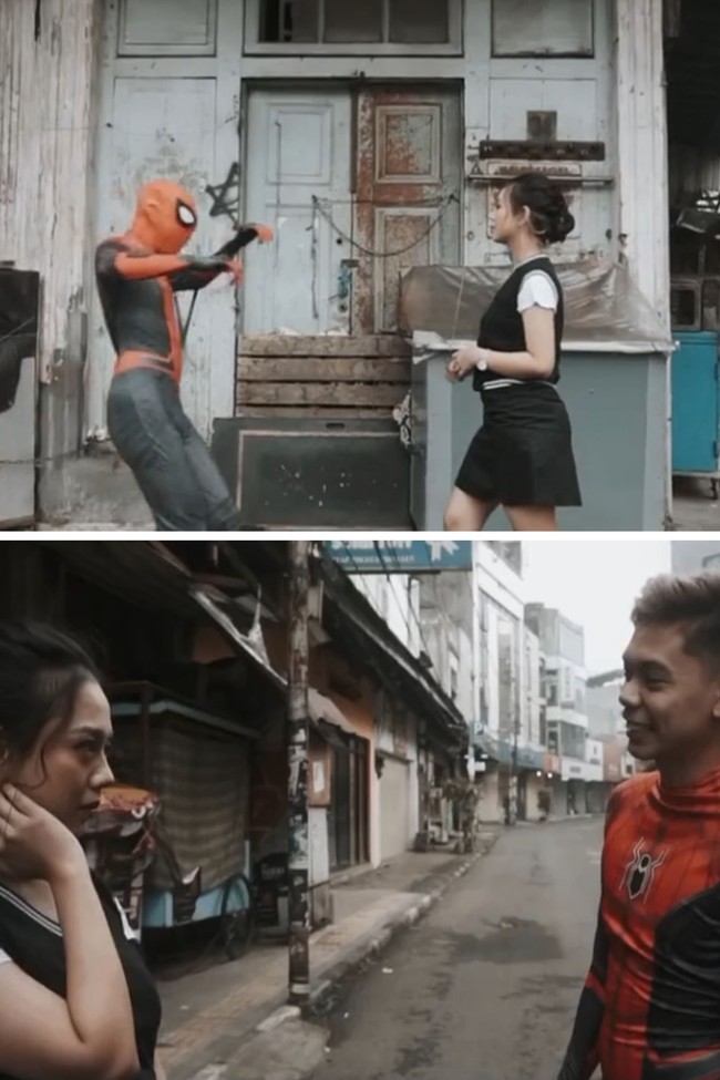 Dalam video prewedding berdurasi 43 detik itu Luthfi terlihat memakai kostum Spiderman dan akting berlari. Ia kemudian membuka topeng ketika bertemu dengan Dini. Setelah bertemu dengan Dini, keduanya berjalan bersama lalu tiba-tiba Luthi loncat bak Spiderman. Cape ah kena take down mulu🥺 kalo kalian pengen konsep apa?🤣 #prewedding, tulis akun @badlanbamon lagi dalam unggahannya. Foto: Dok. TikTok @badlanbamon.