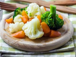 5 Cara Masak Sayuran Paling Sehat Menurut Ahli Gizi, Intip Daftarnya!