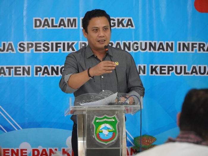 Anggota DPR RI dari Fraksi Gerindra Andi Iwan Darmawan Aras
