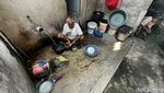 Asa Nenek Nur Si Pemungut Ceceran Beras