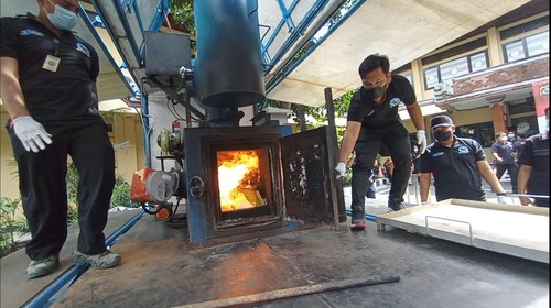 Barang bukti narkoba senilai Rp 56 miliar milik DPO bule Australia dimusnahkan Ditresnarkoba Polda Bali, Jumat (24/6/2022).