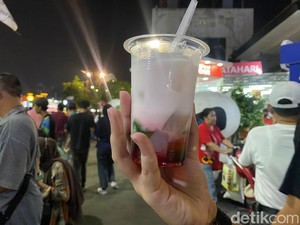 Es Selendang Mayang Betawi Jadi Minuman Paling Laris di PRJ