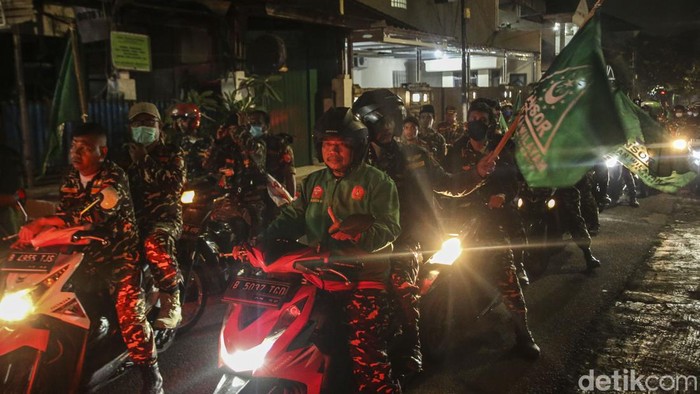 GP Ansor DKI mulai bergerak ke sejumlah outlet Holywings di Jakarta malam ini. Konvoi dilakukan imbas promosi minuman dengan nama 'Muhammad' dan 'Maria'.