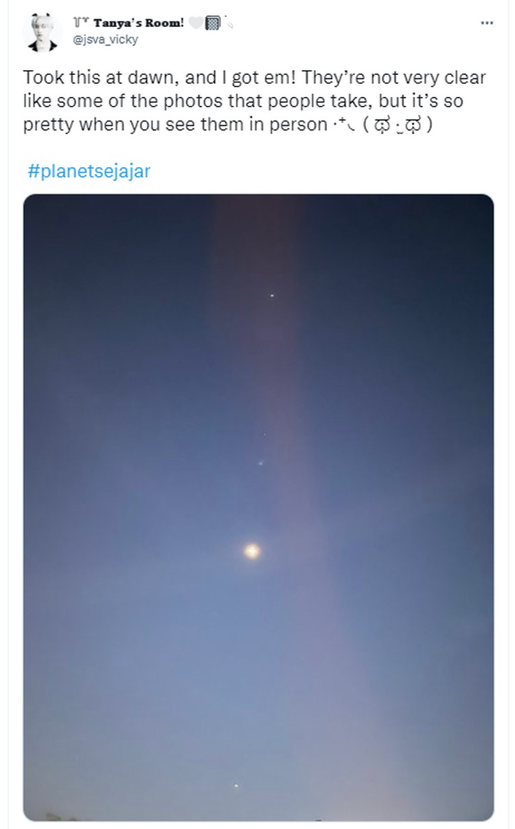 Fotoinet netizen planet sejajar Fotoinet netizen planet sejajar