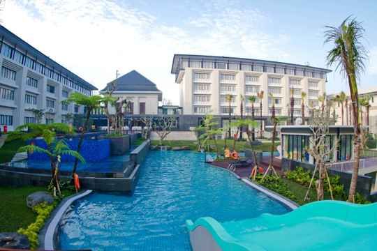 Harris Hotel and Convention Malang