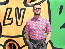 Justin Timberlake Setop Aksi Panggung demi Selamatkan Fans Justin Timberlake Setop Aksi Panggung demi Selamatkan Fans