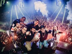 Hidup Foya-foya Raja Instagram yang Serba Mewah