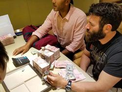 Hidup Foya-foya Raja Instagram yang Serba Mewah