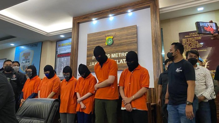 Konferensi pers penetapan tersangka kasus Holywings di Polres Jaksel (Karin-detikcom)