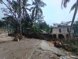 Cerita Warga Detik-detik Banjir Bandang Terjang Pamijahan Bogor