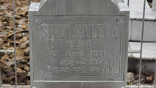 Makam Sitti Saleha, ibunda M Hatta di Sumedang