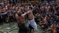 Desa ini juga memiliki wilayahnya sendiri dan melestarikan tradisinya dengan cara yang berbeda dengan yang ditemukan di desa-desa lain di Bali.  