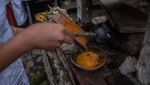 Kuat dan Berani, Begini Aksi Pria di Bali dalam Perang Pandan Berduri