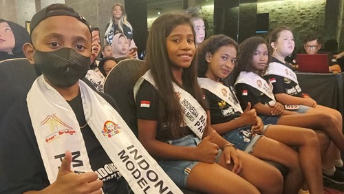 Model cilik dan remaja dari 32 kota se-Indonesia tumpah ruah mengikuti ajang pencarian bakat Indonesia Model Search (IMS) di Love Fashion Hotel, Legian, Badung, Bali, Kamis (24/6/2022).
