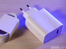 Unboxing Poco F4 yang Segera Dirilis di Indonesia