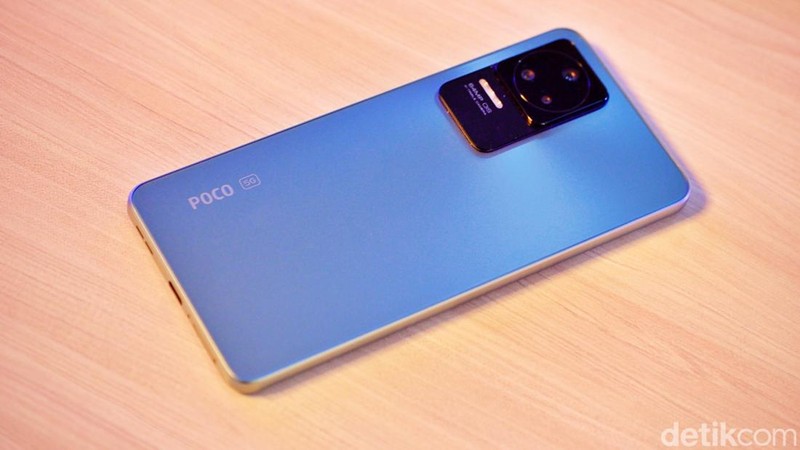 Poco F4