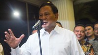 Prabowo mengaku membahas masalah kebangsaan dengan AHY.
