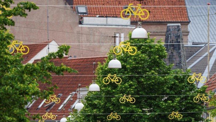 Ragam Karya Seni Sambut Balap Sepeda Tour de France 2022 Land art is seen from a drone along the route of the 3rd. stage of the Tour de France, in Jutland, Denmark, June 23, 2022. Mads Claus Rasmussen/Ritzau Scanpix/via REUTERS ATTENTION EDITORS - THIS IMAGE WAS PROVIDED BY A THIRD PARTY. DENMARK OUT. NO COMMERCIAL OR EDITORIAL SALES IN DENMARK.
