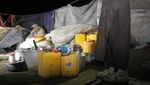 Pascagempa Besar, Warga Afghanistan Tinggal di Tenda Darurat