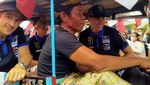 Keseruan Warga Sumbawa Tonton Pembalap MXGP Konvoi Naik Dokar
