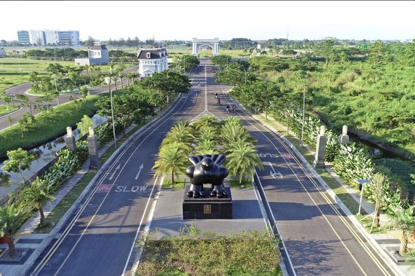 Melalui konsep The Singapore of Medan, masterplan dirancang untuk memiliki keseimbangan yang baik antara kehidupan bersih, hijau, dan modern, kata pengembang CitraLand Gama City.
